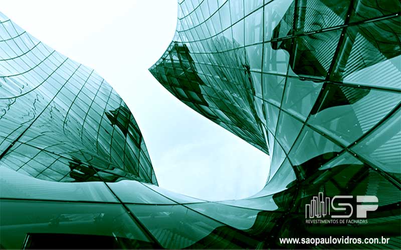 Fachada Pele de Vidro em Bocaiuva MG